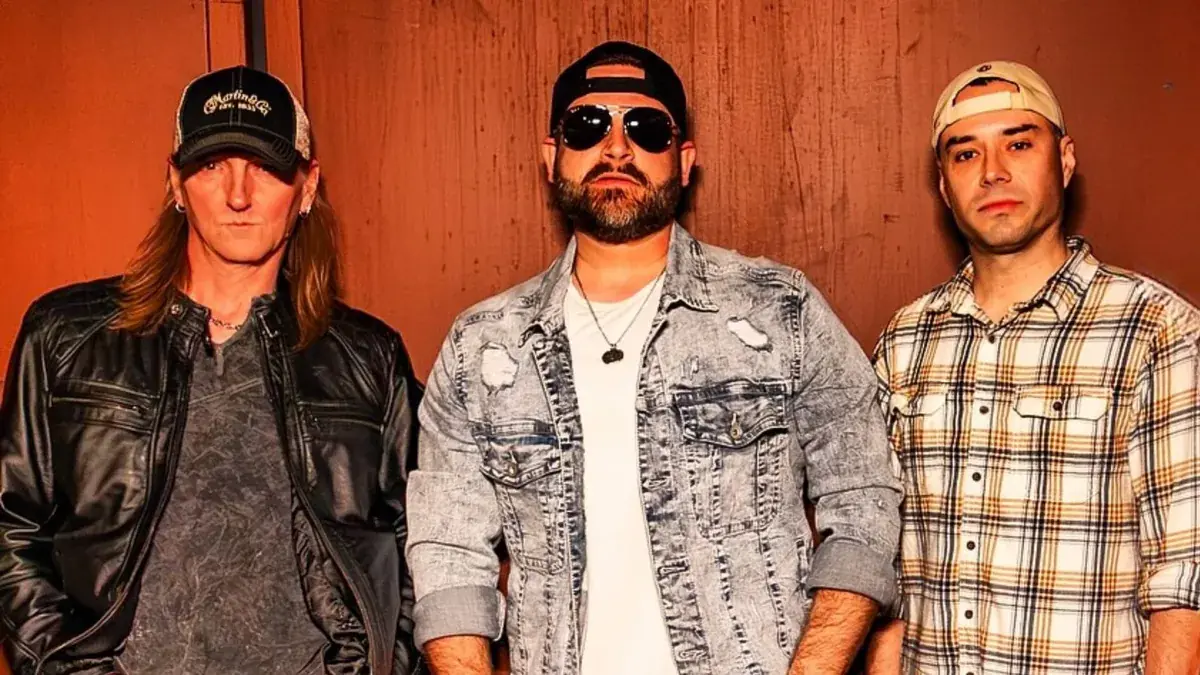 The Matt Martin Trio at Carol's Pub — Live country music performance by The Matt Martin Trio.